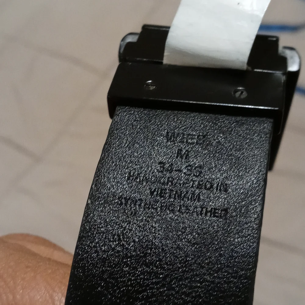 Guess Men's Belt 34-36 - Picture 4 of 4